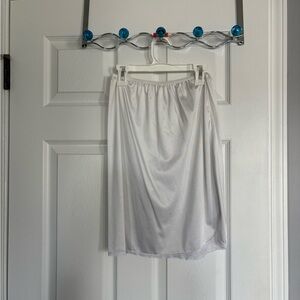 Vassarette White Midi Skirt